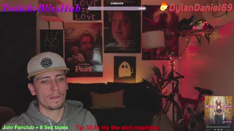 Snapshot of dylandaniel69 chatting on 28, 1, 2025 Dylan Daniel 7.8 online show from 28, 1, 2025