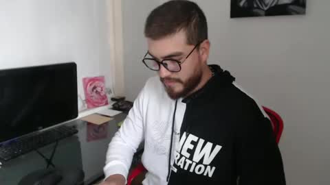 dylanhot10 online show from 10, 10, 2025