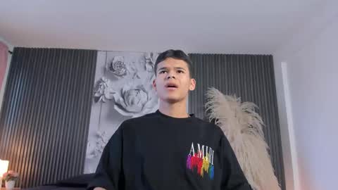 dylanroyce_ online show from 22, 3, 2026