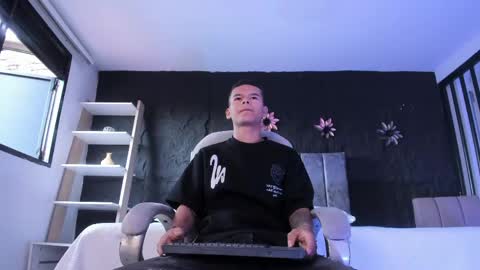 dylanroyce_ online show from 14, 4, 2026