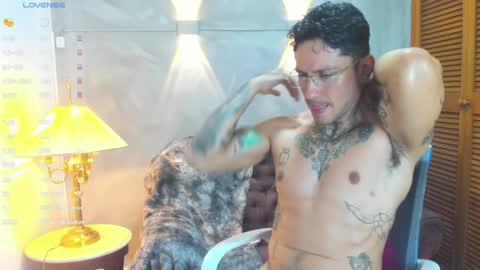 Snapshot of dylanstonne1 chatting on 16, 1, 2025 D Y L A N online show from 16, 1, 2025