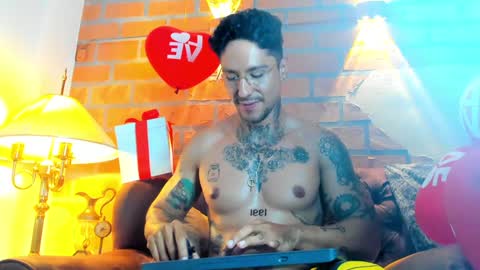 Snapshot of dylanstonne1 chatting on 6, 2, 2025 D Y L A N online show from 6, 2, 2025