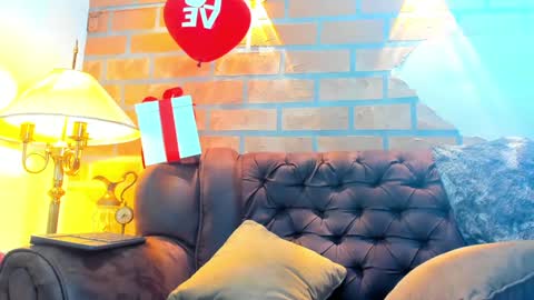 Snapshot of dylanstonne1 chatting on 7, 2, 2025 D Y L A N online show from 7, 2, 2025