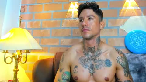 Snapshot of dylanstonne1 chatting on 20, 2, 2025 D Y L A N online show from 20, 2, 2025