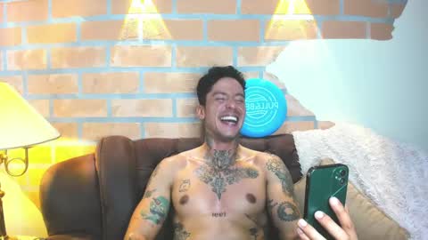 Snapshot of dylanstonne1 chatting on 9, 3, 2025 D Y L A N online show from 9, 3, 2025