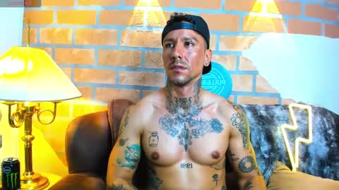 Snapshot of dylanstonne1 chatting on 12, 3, 2025 D Y L A N online show from 12, 3, 2025