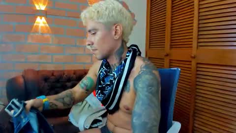 Snapshot of dylanstonne1 chatting on 9, 9, 2025 D Y L A N online show from 9, 9, 2025