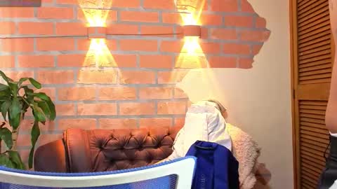 Snapshot of dylanstonne1 chatting on 12, 10, 2025 D Y L A N online show from 12, 10, 2025