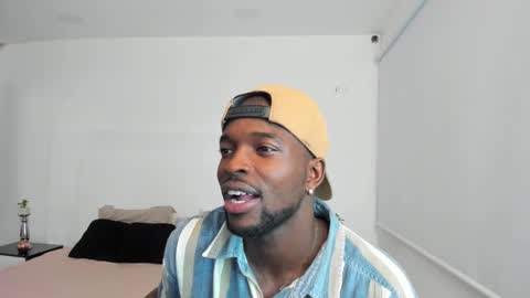 Dylan Taylor online show from 4, 3, 2025