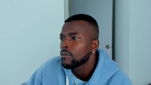 Dylan Taylor online show from 2, 11, 2025