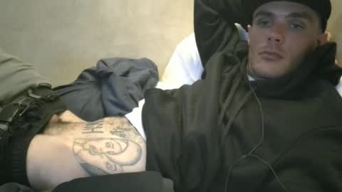 Snapshot of dylp400 chatting on 27, 12, 2024 dylp400 online show from 27, 12, 2024