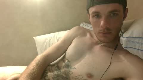 Snapshot of dylp400 chatting on 2, 2, 2025 dylp400 online show from 2, 2, 2025