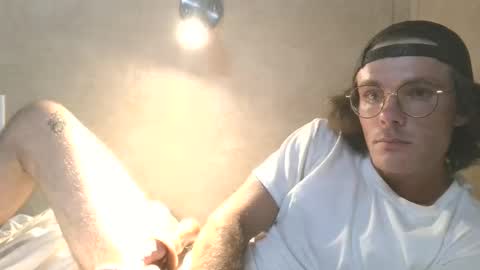 Snapshot of dylp400 chatting on 8, 9, 2025 dylp400 online show from 8, 9, 2025