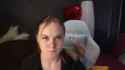 Snapshot of dyna_bae chatting on 6, 3, 2025 Dyna online show from 6, 3, 2025