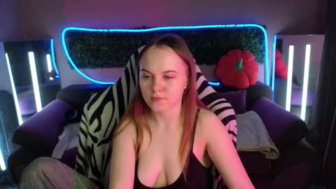 Snapshot of dyna_bae chatting on 20, 11, 2025 Dyna online show from 20, 11, 2025