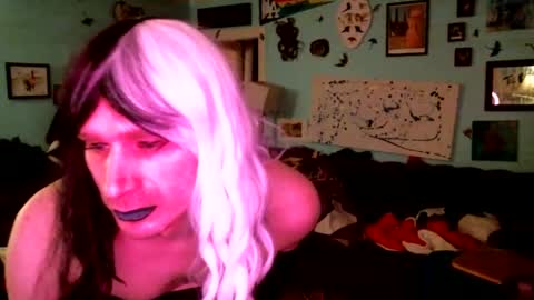 Snapshot of dzlngcharleen chatting on 12, 1, 2025 dzlngcharleen online show from 12, 1, 2025