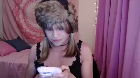 Ella online show from 16, 5, 2026