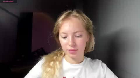 fansly - yourbestbaby online show from 20, 12, 2024