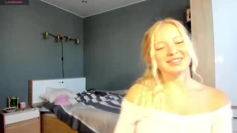 fansly - yourbestbaby online show from 9, 3, 2025