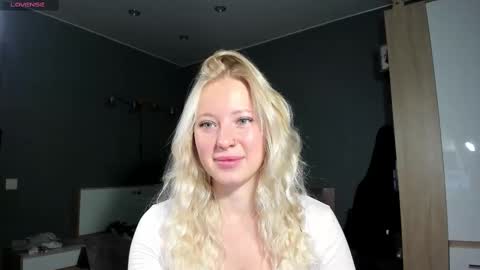 fansly - yourbestbaby online show from 10, 3, 2025