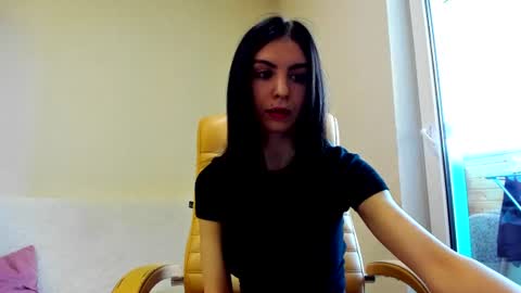Snapshot of earthadobb chatting on 29, 6, 2026 Emma online show from 29, 6, 2026