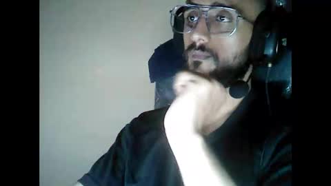 Snapshot of eater25 chatting on 7, 4, 2026 eater25 online show from 7, 4, 2026