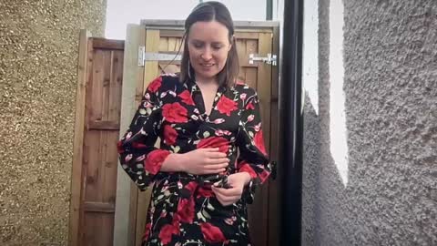 Nadia Ferreira  online show from 5, 3, 2025