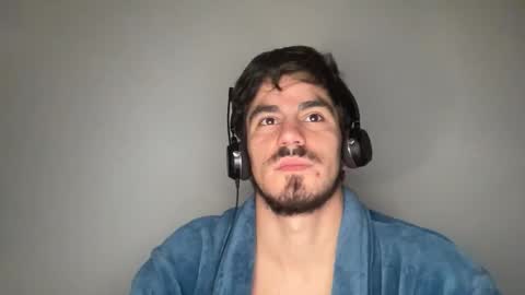 Snapshot of eatwoproject chatting on 4, 4, 2026 eatwoproject online show from 4, 4, 2026