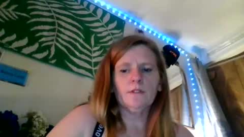 ChubbyBunny85 online show from 19, 4, 2026