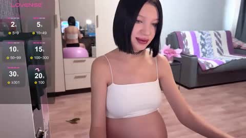 Snapshot of eazylove156 chatting on 14, 11, 2025 Michael online show from 14, 11, 2025