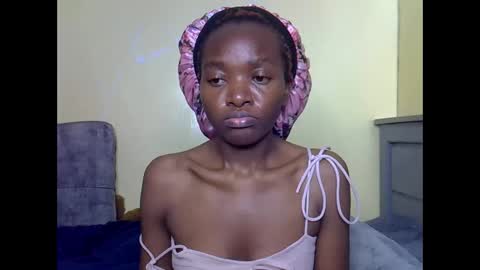 Snapshot of eboniana chatting on 7, 6, 2026 eboniana online show from 7, 6, 2026
