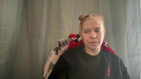 Snapshot of ebony8ivory chatting on 2, 3, 2025 americnbarbie online show from 2, 3, 2025