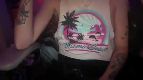 Snapshot of ebony8ivory chatting on 30, 9, 2025 americnbarbie online show from 30, 9, 2025
