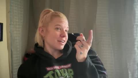 Snapshot of ebony8ivory chatting on 6, 10, 2025 americnbarbie online show from 6, 10, 2025