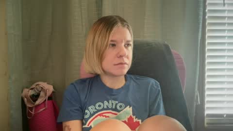 Snapshot of ebony8ivory chatting on 17, 7, 2026 americnbarbie online show from 17, 7, 2026