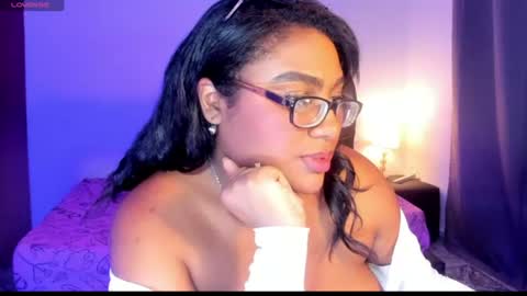 Snapshot of ebony__queen2 chatting on 11, 6, 2026 ebony__queen2 online show from 11, 6, 2026