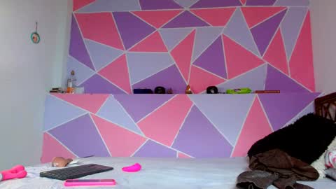 Snapshot of ebony_alika chatting on 3, 2, 2025 Alika Ashanti online show from 3, 2, 2025