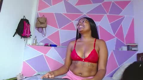 Snapshot of ebony_alika chatting on 13, 9, 2025 Alika Ashanti online show from 13, 9, 2025
