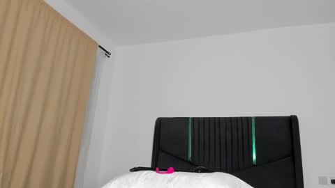 Angelina online show from 16, 4, 2026