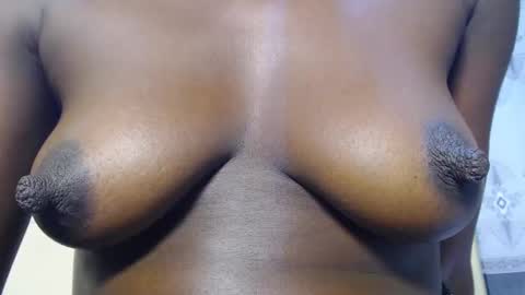 Snapshot of ebony_choco2 chatting on 14, 2, 2025 ebony choco2 online show from 14, 2, 2025