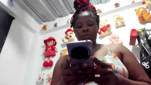 Snapshot of ebony_cristal1 chatting on 6, 7, 2026 Cristal Ebony online show from 6, 7, 2026