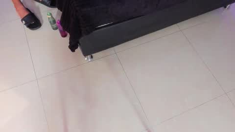 Snapshot of ebony_cute9 chatting on 17, 2, 2026 ebony_cute9 online show from 17, 2, 2026