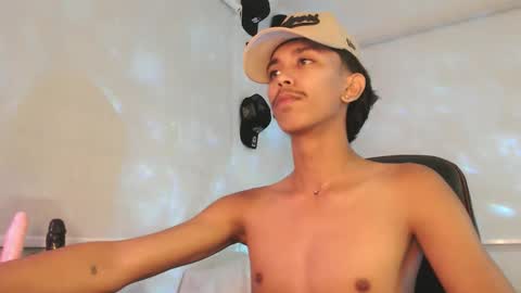 Snapshot of ebony_fuckboy chatting on 24, 11, 2025 ebony_fuckboy online show from 24, 11, 2025