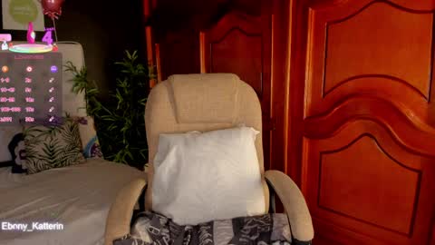 ebony_katterin online show from 1, 4, 2026