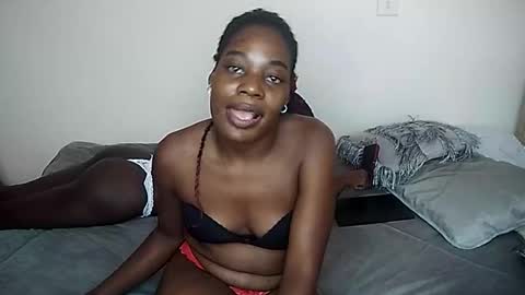 Snapshot of ebony_mamba_ chatting on 15, 12, 2025 ebony_mamba_ online show from 15, 12, 2025