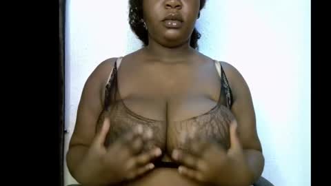 Snapshot of ebony_plumx12 chatting on 13, 9, 2025 Prisy online show from 13, 9, 2025