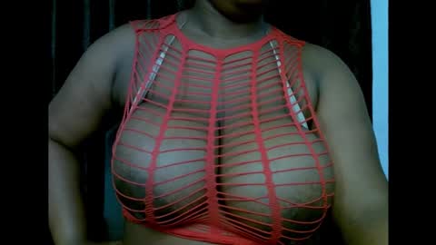 Snapshot of ebony_plumx12 chatting on 20, 10, 2025 Prisy online show from 20, 10, 2025