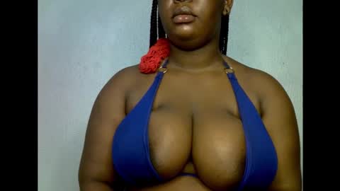 Snapshot of ebony_plumx12 chatting on 26, 10, 2025 Prisy online show from 26, 10, 2025