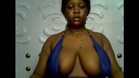 Snapshot of ebony_plumx12 chatting on 11, 11, 2025 Prisy online show from 11, 11, 2025