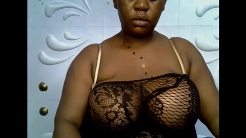 Snapshot of ebony_plumx12 chatting on 22, 11, 2025 Prisy online show from 22, 11, 2025